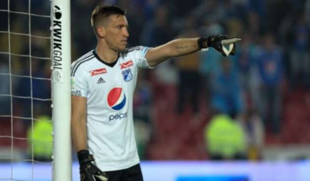 Nicolás Vikonis Nicolás Vikonis