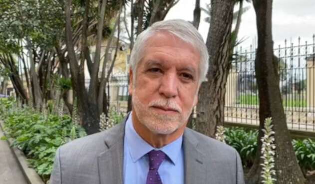 Enrique Peñalosa Enrique Peñalosa