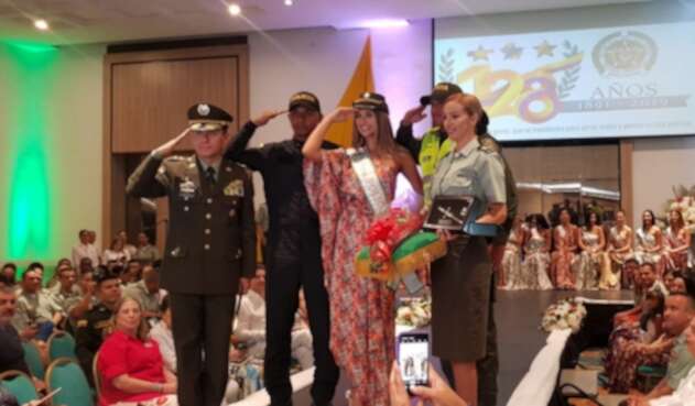 Tradicionalmente muchas de las escogidas como Reina de la Policía Nacional luego son la nueva Señorita Colombia