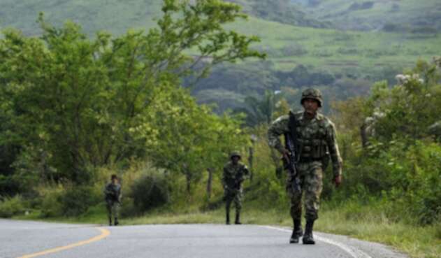 Soldados en Corinto, Cauca Soldados en Corinto, Cauca