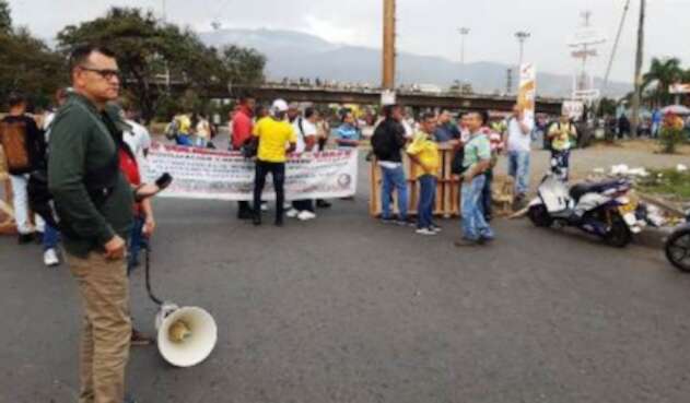 Varios sitios de Cali se encuentran bloqueados por el paro nacional