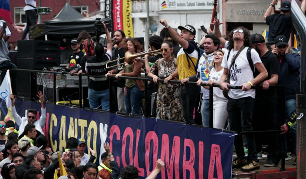 Concierto en apoyo al paro nacional Concierto en apoyo al paro nacional