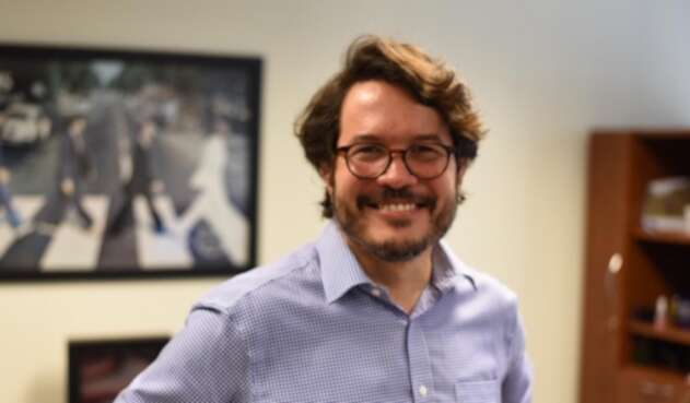 Arturo José Galindo Andrade nuevo codirector del Banco de la República