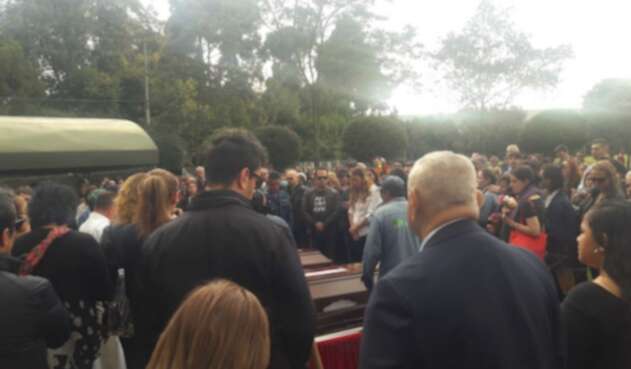 Entierro de Nathalia Jiménez y Rodrigo Monsalve Entierro de Nathalia Jiménez y Rodrigo Monsalve