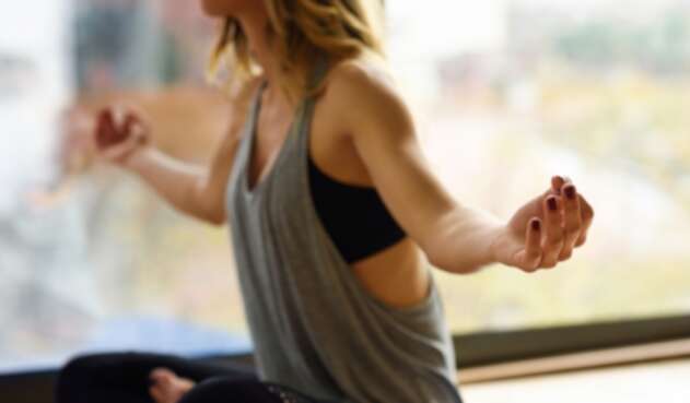 Mujer fitnes
