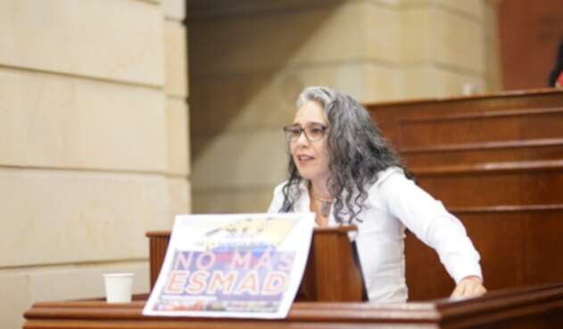 María José Pizarro en el debate al Gobierno por las acciones del Esmad