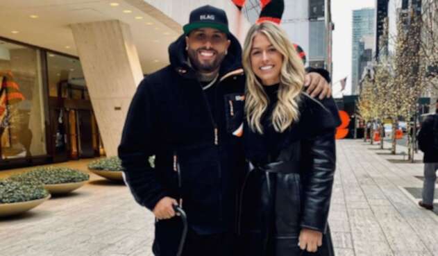 Nicky Jam y su novia Cydney Moreau