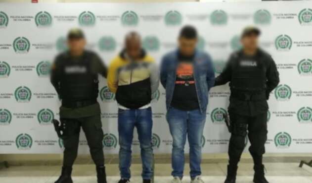 Policías capturados