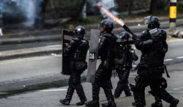 Policías antidisturbios del Esmad Policías antidisturbios del Esmad, durante protestas en Bogotá