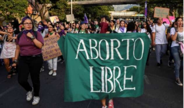 Manifestación de mujeres en favor del aborto, en Medellín