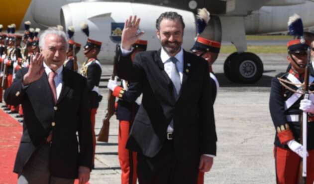 Acisclo Valladares junto a expresidente Michel Temer