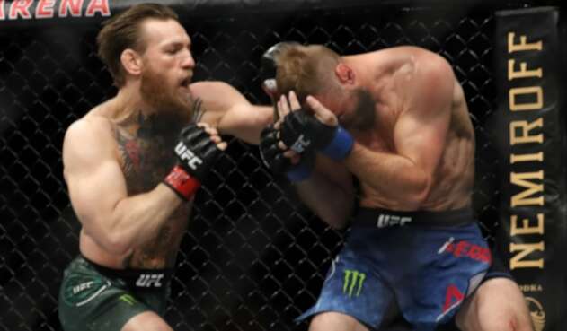 Pelea entre Conor McGregor y Donald Cerrone Pelea entre Conor McGregor y Donald Cerrone