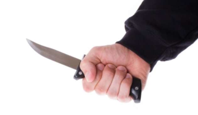 Ataque con cuchillo