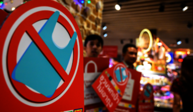 Tailandia prohíbe en los supermercados el uso de bolsas de plástico