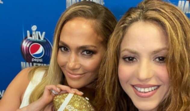 Shakira y JLo Shakira y JLo