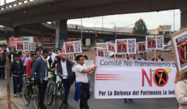 Transmilenio por la Avenida 68
