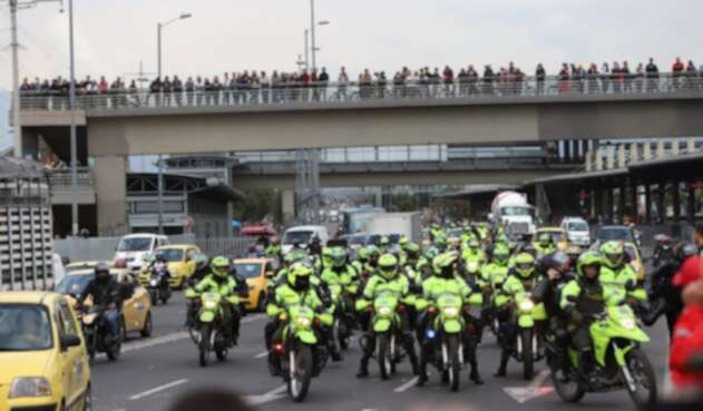 Enfrentamientos en la avenida de las Américas