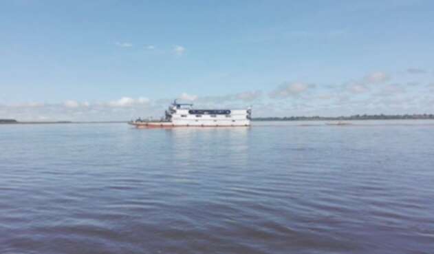 Embarcación en el río Amazonas