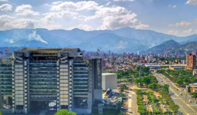 Incendio forestal en Medellín