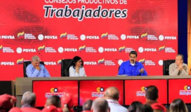 Nicolás Maduro declara en emergencia a PDVSA