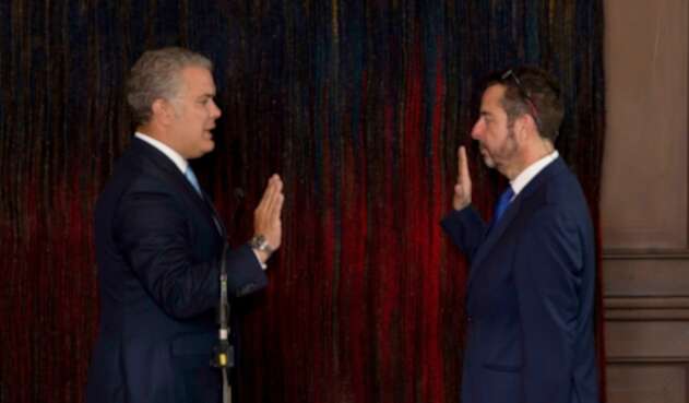 Álvaro García es posesionado por el presidente Iván Duque como nuevo gerente de RTVC