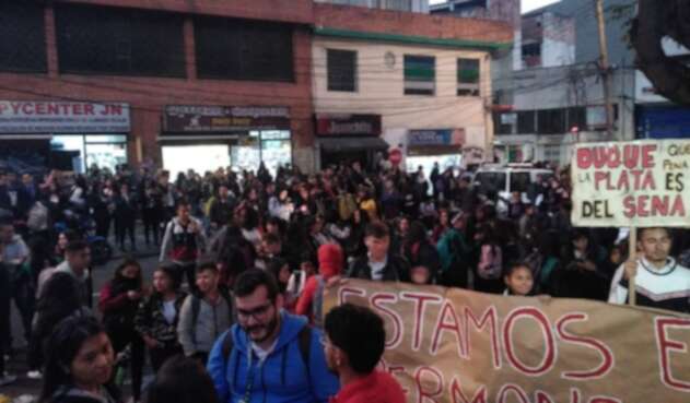 Protestas de estudiantes del Sena