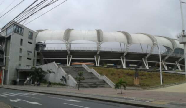 Instalarán cámaras con identificación facial en estadios del país