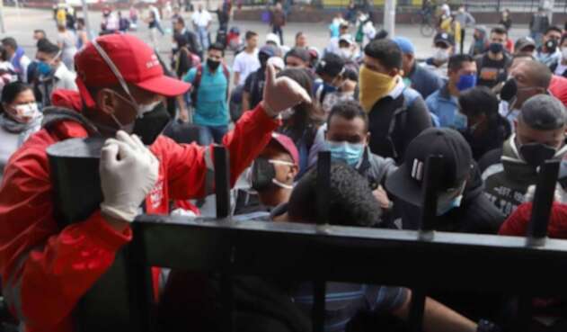 Bogotanos no acatan medidas contra coronavirus