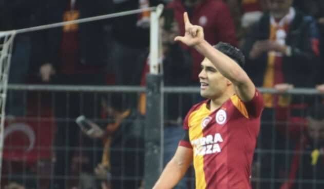 Falcao en el Galatasaray Falcao en el Galatasaray