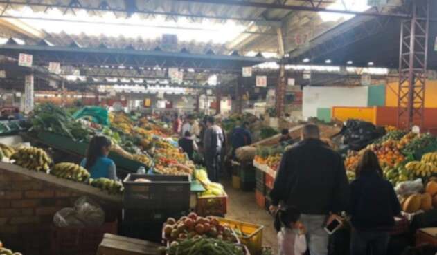 Las familias aseguran no tener dinero para comprar alimentos.