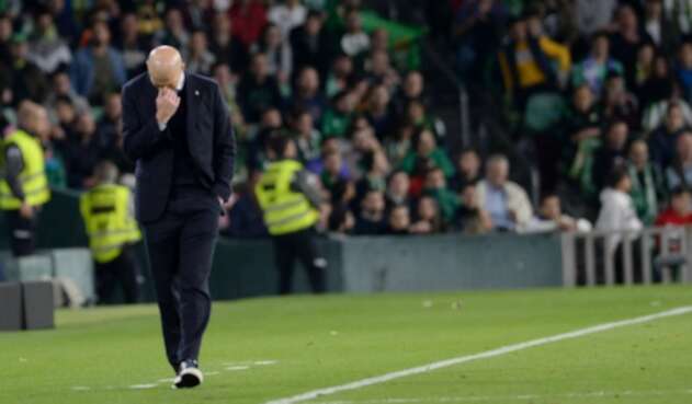 Zinedine Zidane Real Madrid Zinedine Zidane Real Madrid