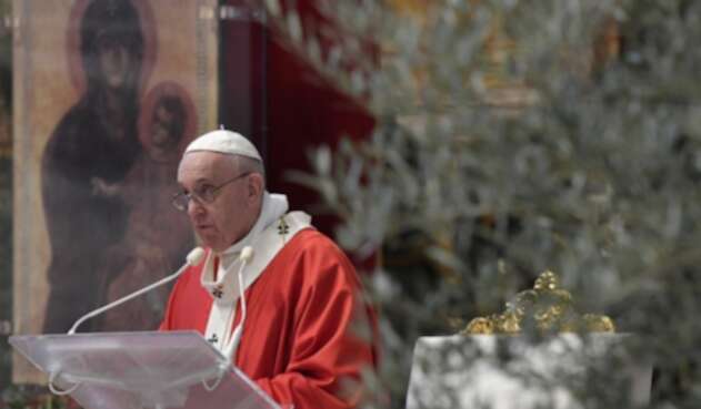 Papa Francisco en ceremonia del domingo de ramos Papa Francisco en ceremonia del domingo de ramos