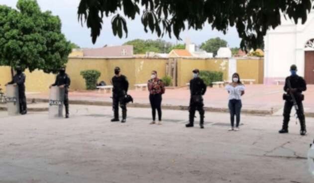Hombres del Esmad custodiaron el sepulcro