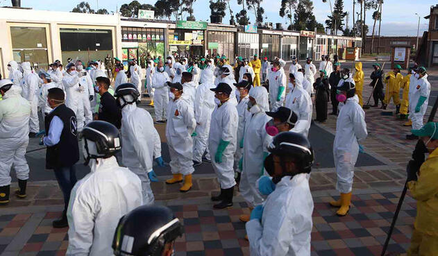 Así fue el proceso de desinfección de Corabastos en Bogotá en medio de la amenaza del coronavirus.