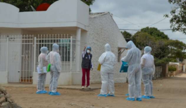 Visitas de personal de la salud a los barrios de Riohacha