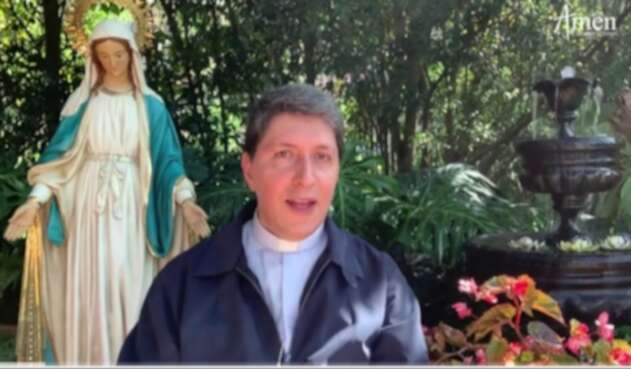 Sacerdote Carlos Yepes Vargas.