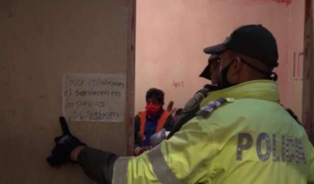 Personas capturadas en fiesta clandestina en Kennedy