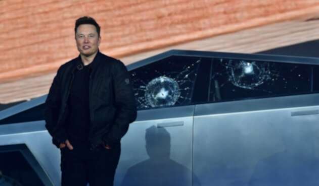 Elon Musk - Tesla Elon Musk - Tesla