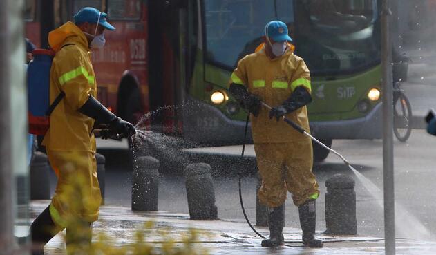 Desinfección en Chapinero / Alerta naranja en Bogotá por coronavirus
