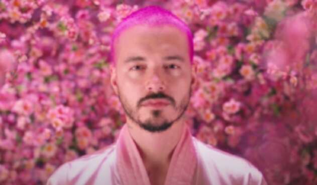 J Balvin Rosa