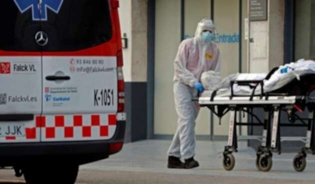Se registraron 710 fallecimientos por Covid-19 confirmado, 172 por coronavirus sospechoso y 148 por neumonía e influenza