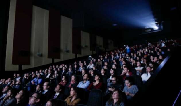 Hasta las salas de cine regresarán en Nueva Zelanda.