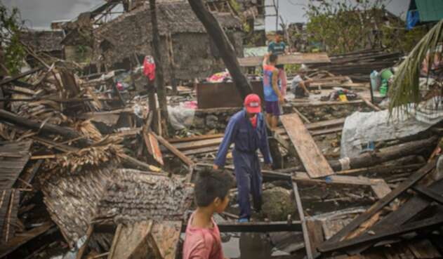 Tifón Vongfong arrasó en Filipinas Tifón Vongfong arrasó en Filipinas