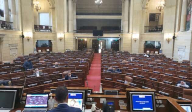 Plenaria de la Cámara de Representantes en sesión semivirtual