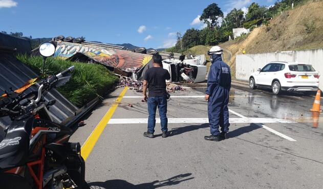 Accidente en la vía entre Villeta y Bogotá