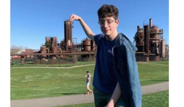 Avi Schiffmann, niño genio en la pandemia Avi Schiffmann, niño genio en la pandemia