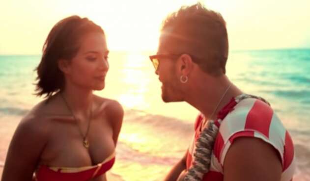 Greeicy - Mike Bahía
