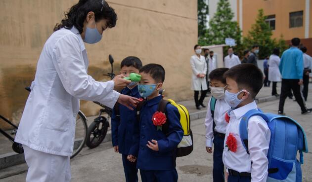 Regreso de niños a colegios / Coronavirus en Corea del Norte