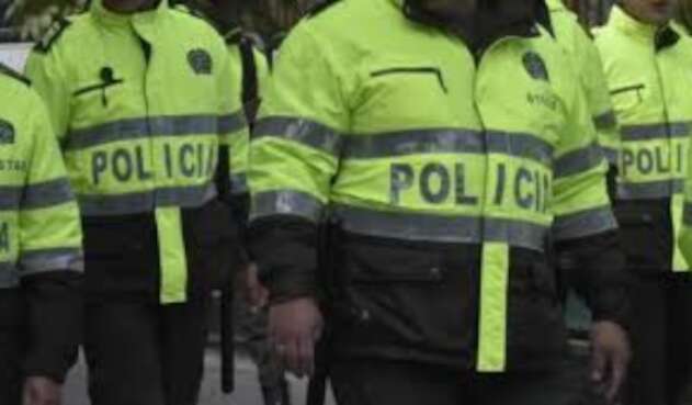 Policías Policías