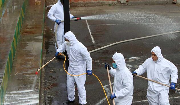 Desinfección en zonas de cuidado especial / Coronavirus en Bogotá